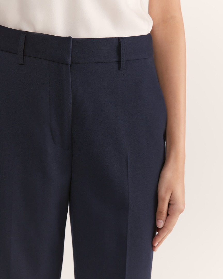 スーツ WOOL BACKSATIN STRAIGHT SLACKS LIDNM（リドム）の「WOOL BACKSATIN STRAIGHT SLACKS