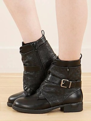 Bottine pointue noire avec talon fin