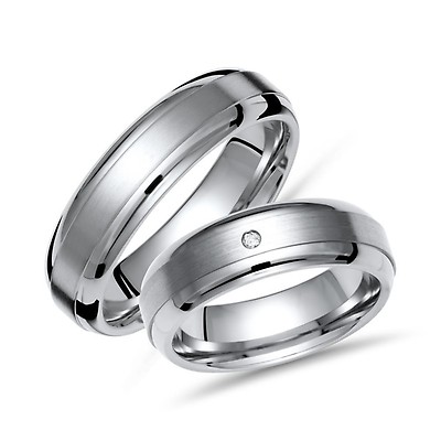 Eheringe Trauringe aus Titan Verlobungsringe mit Diamant und Lasergravur TGB17 