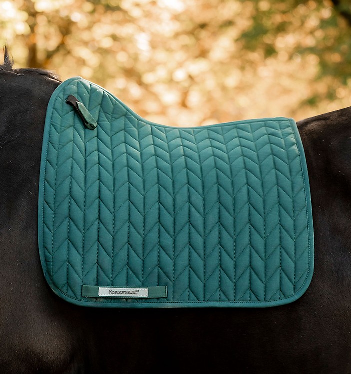 Tapis de selle pour cheval Horseware Amigo Close Contact